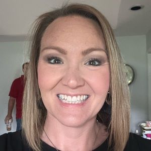 Meet your Posher, Beth